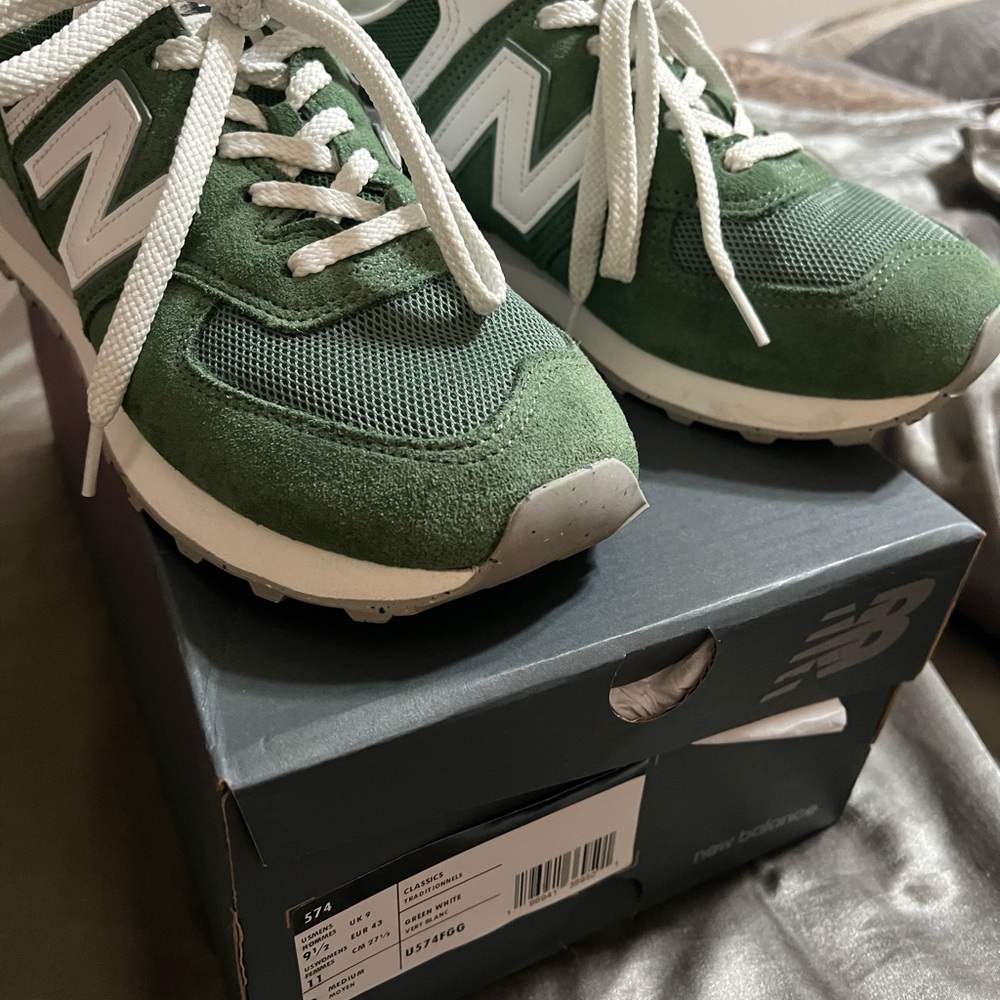 New Balance 574 green - men’s 9.5 / Womens 11